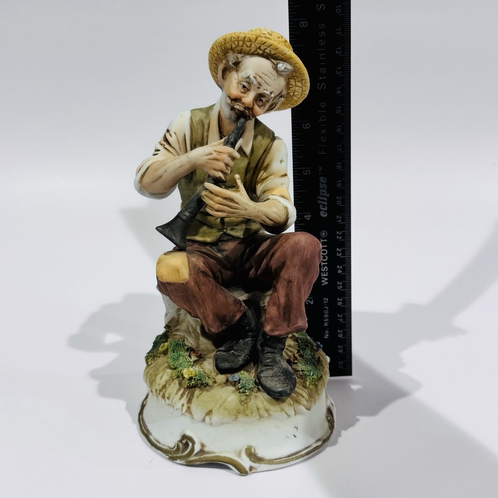 Vintage Napcoware Hand Painted Porcelain Figurine #9477 Old Man Playing Music - Picture 6 of 8